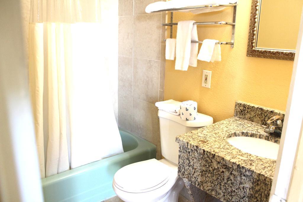 Budget Inn - St. Petersburg Rum bild